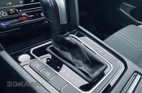 VOLKSWAGEN Passat Alltrack 