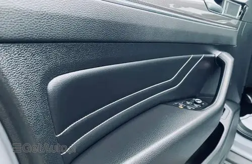 VOLKSWAGEN Passat Alltrack 