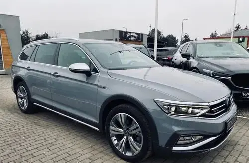 VOLKSWAGEN Passat Alltrack 