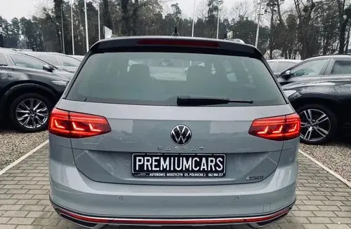 VOLKSWAGEN Passat Alltrack 