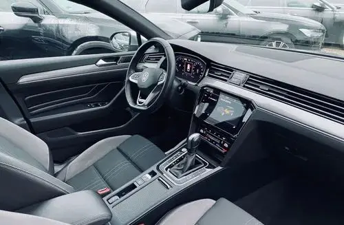 VOLKSWAGEN Passat Alltrack 