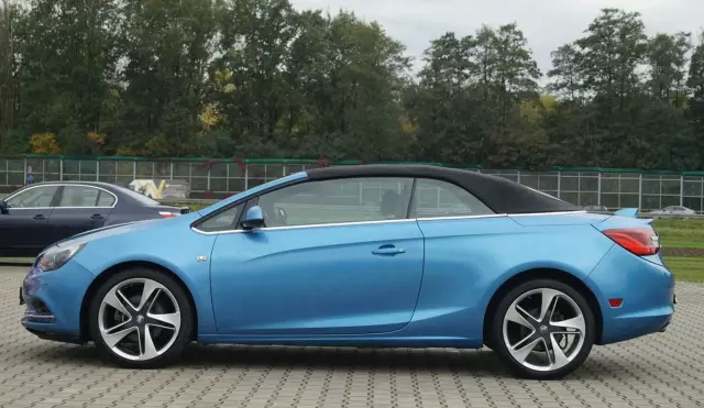 OPEL Cascada 