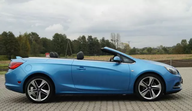 OPEL Cascada 