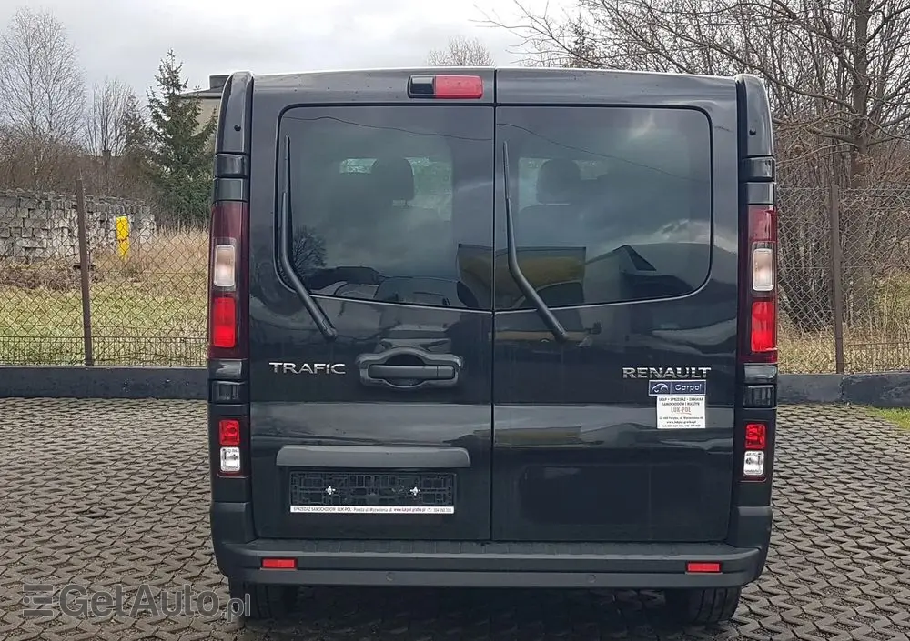 RENAULT Trafic 