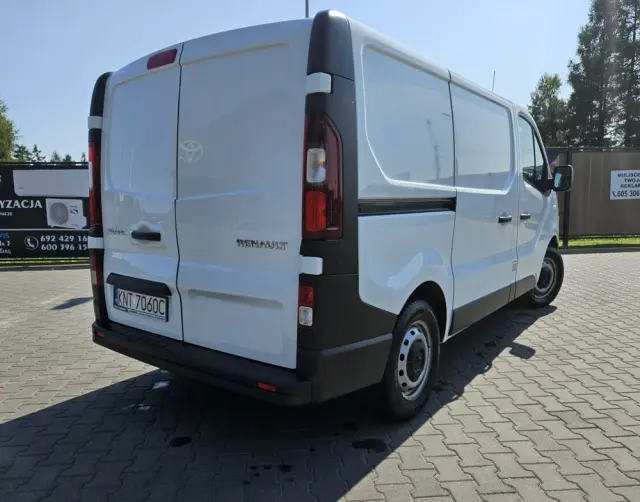 RENAULT Trafic 