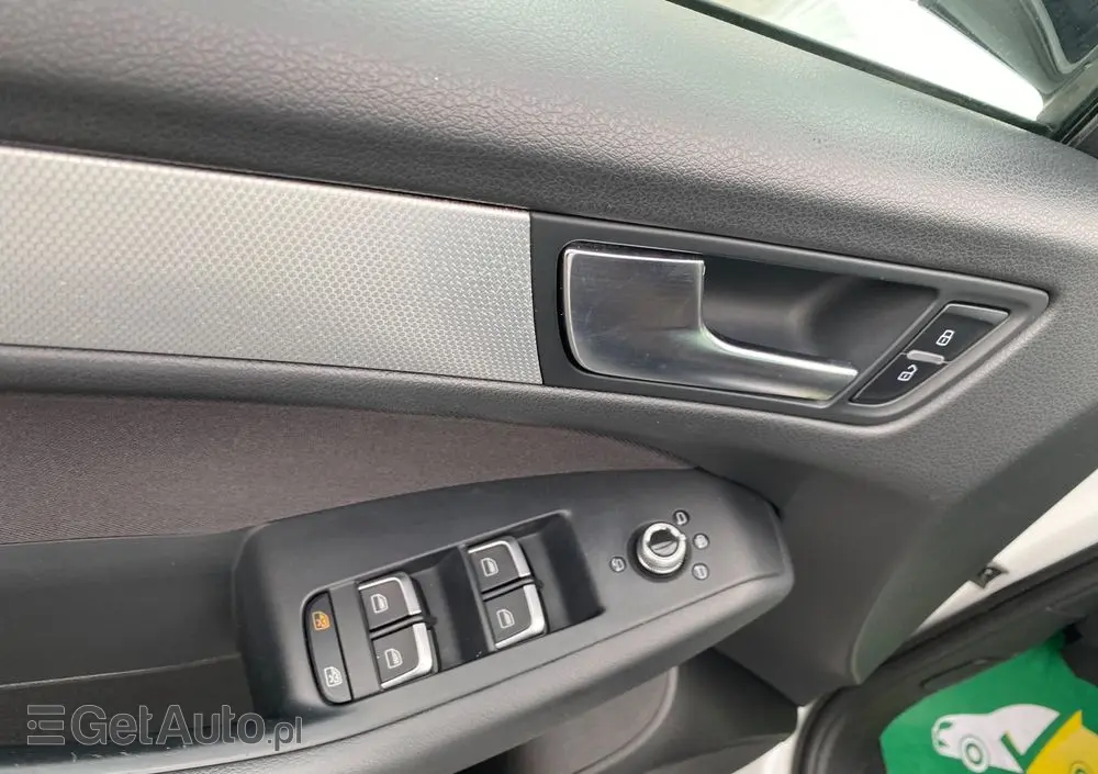 AUDI Q5 2.0 TDI Quattro (clean diesel)