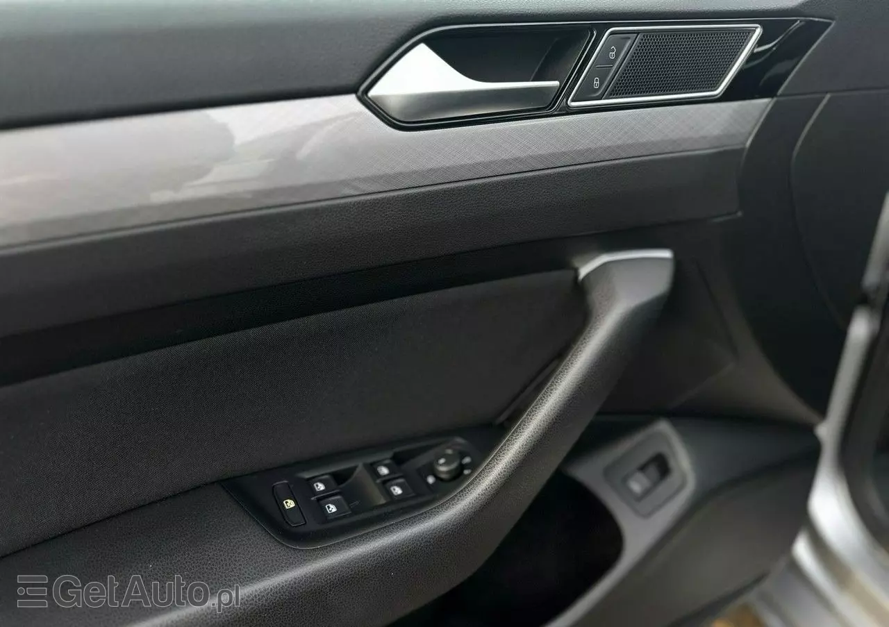 VOLKSWAGEN Passat 2.0 TDI EVO Elegance DSG