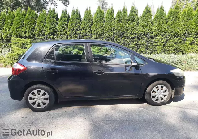 TOYOTA Auris 1.33 Dual-VVT-i