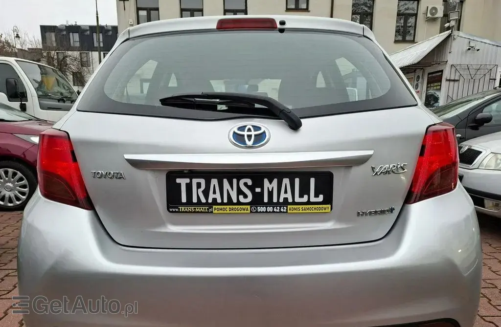 TOYOTA Yaris 