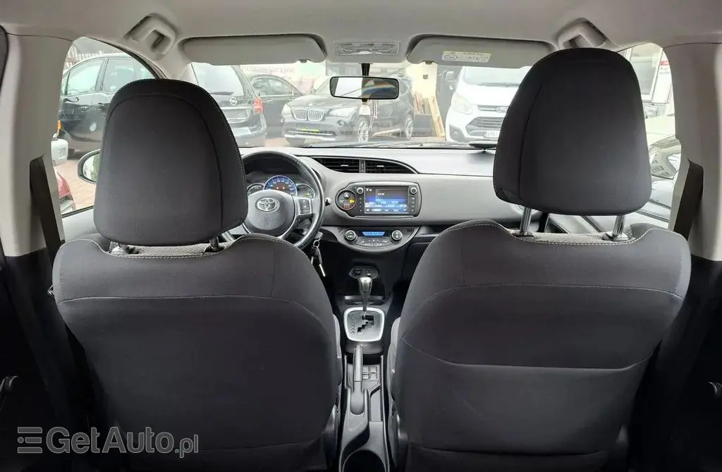 TOYOTA Yaris 