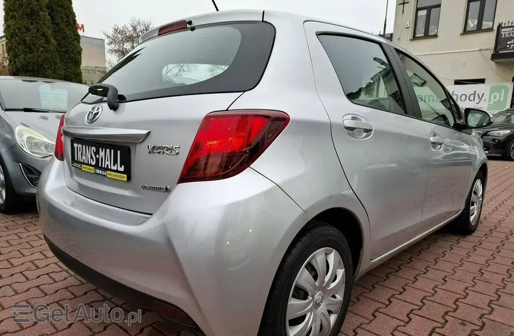 TOYOTA Yaris 