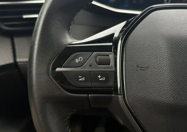 PEUGEOT 2008 1.5 BlueHDi Allure Pack S&S