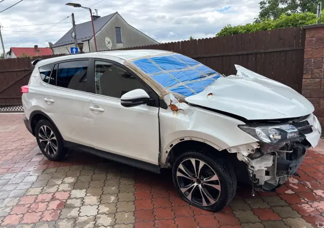 TOYOTA RAV4 2.0 D-4D 4x2 Start-Stop Comfort