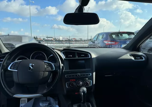 DS AUTOMOBILES DS 4 Crossback 