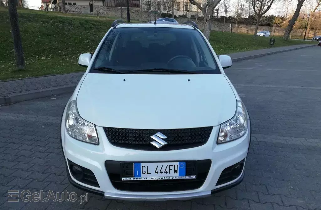 SUZUKI Sx4 