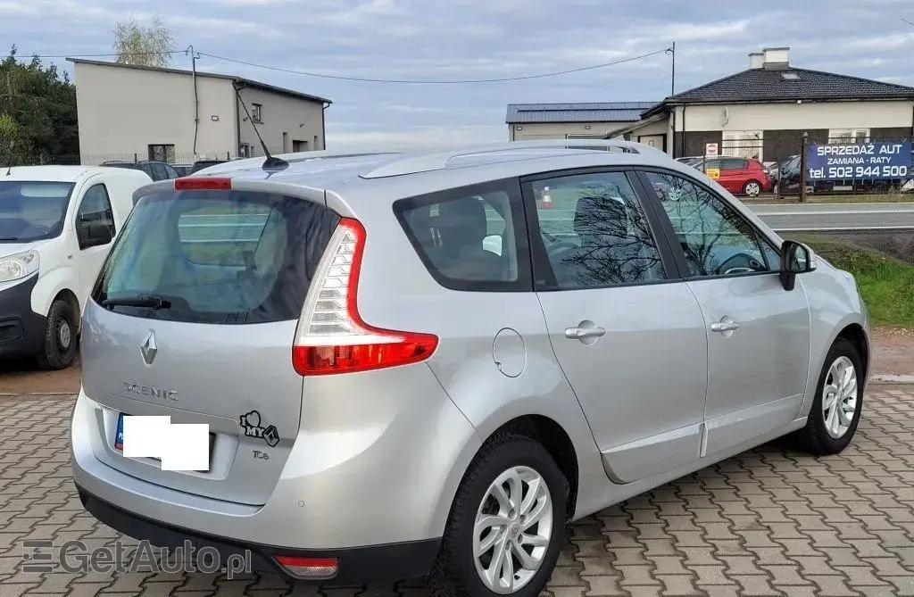 RENAULT Grand Scenic 