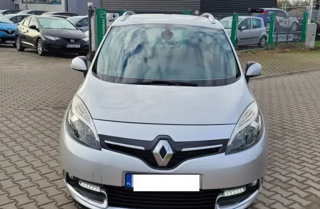 RENAULT Grand Scenic 