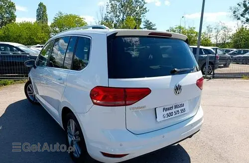 VOLKSWAGEN Touran 