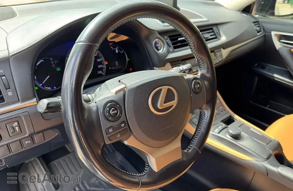 LEXUS CT 