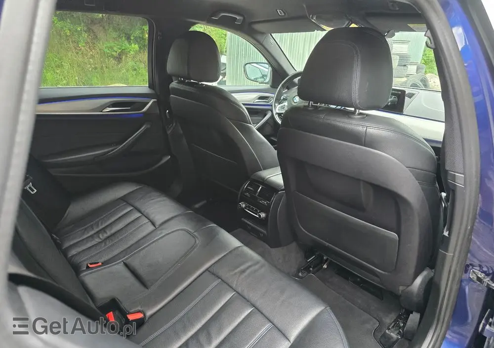 BMW Seria 5 525d M Sport sport