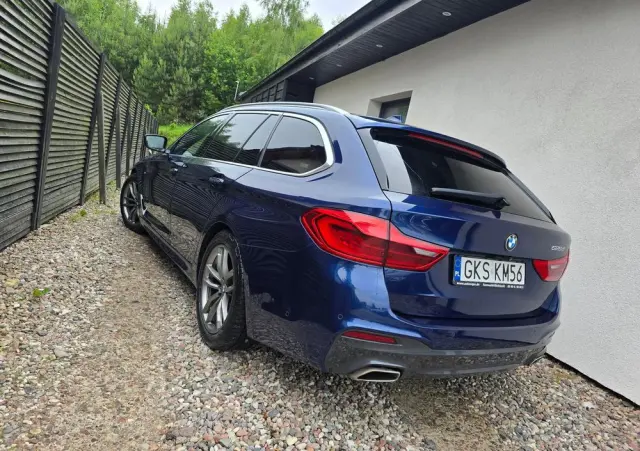 BMW Seria 5 525d M Sport sport