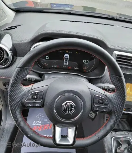 MG ZS 