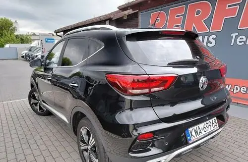 MG ZS 