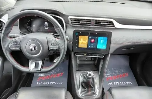 MG ZS 