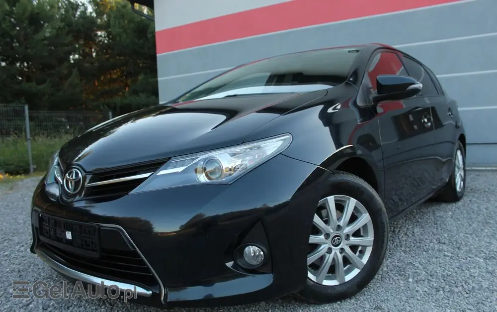 TOYOTA Auris 1.4 D-4D Life