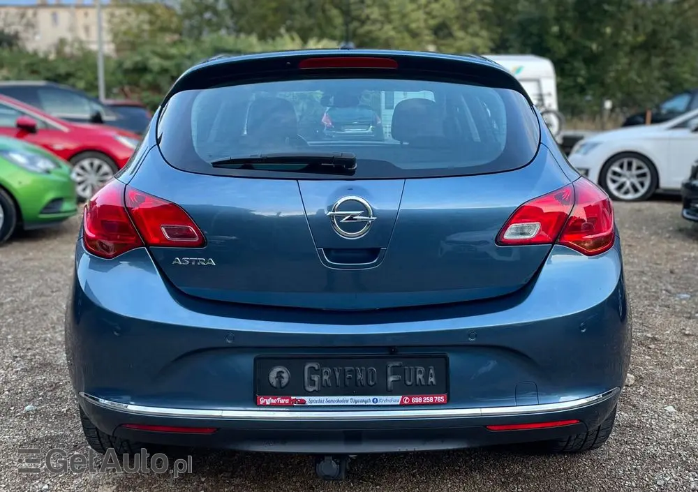 OPEL Astra 1.4 Turbo Edition