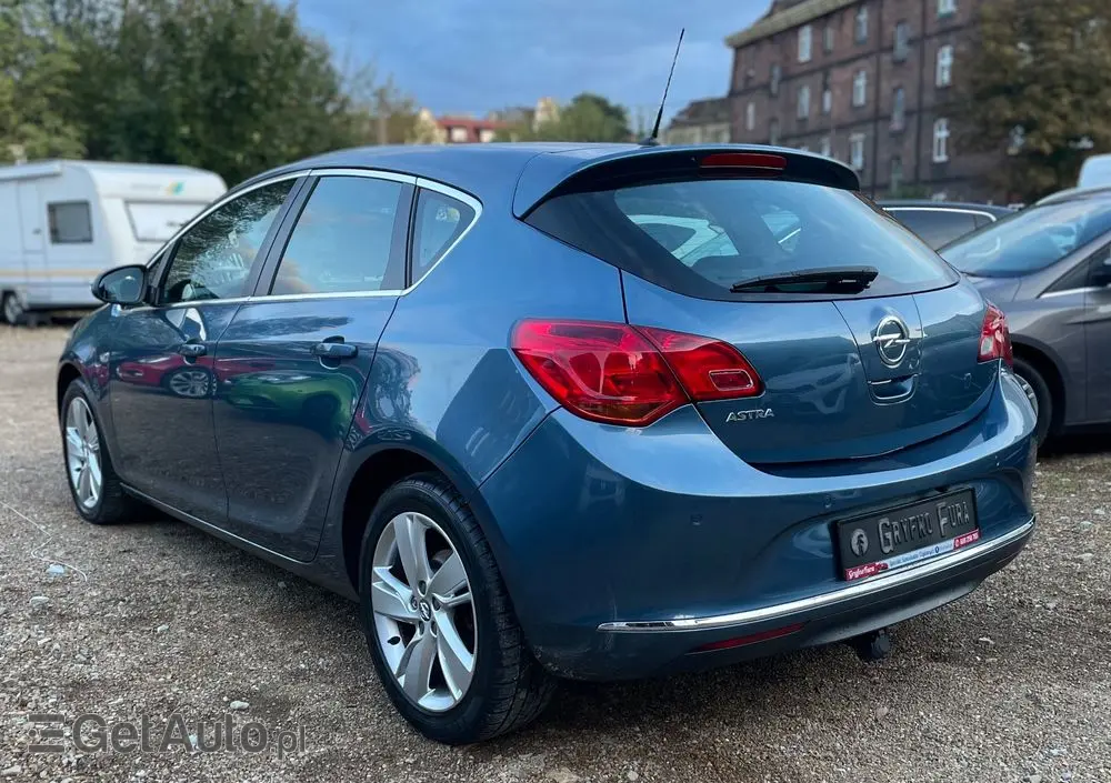 OPEL Astra 1.4 Turbo Edition