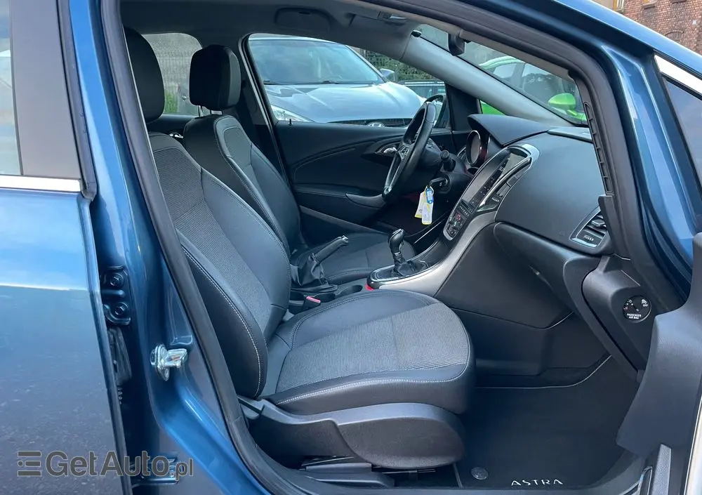 OPEL Astra 1.4 Turbo Edition