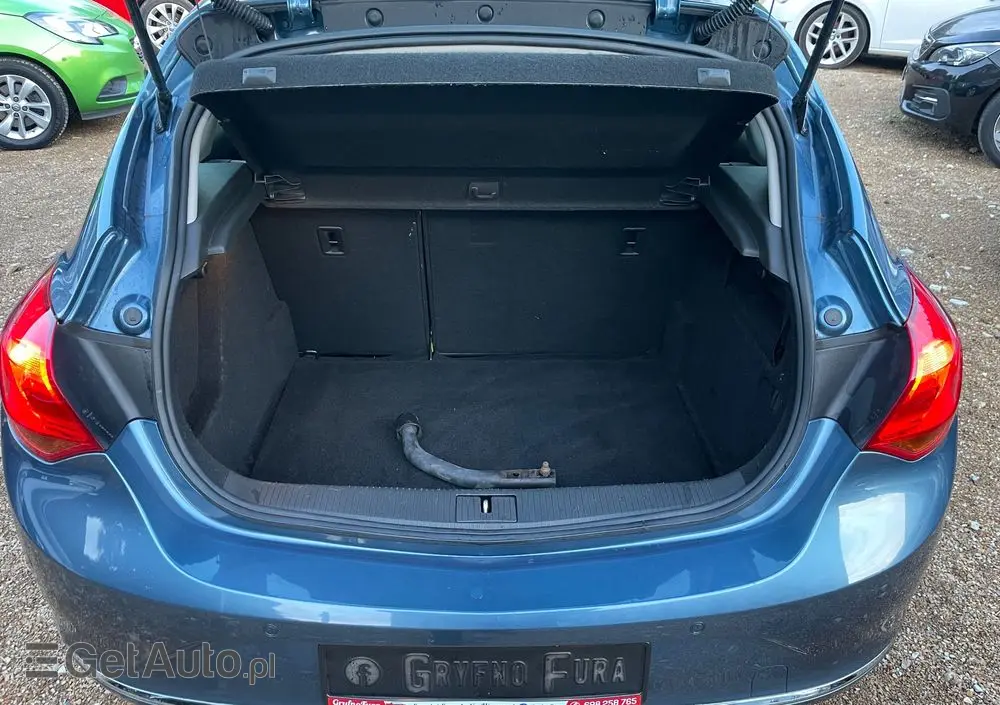 OPEL Astra 1.4 Turbo Edition