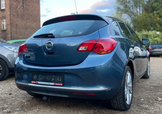 OPEL Astra 1.4 Turbo Edition
