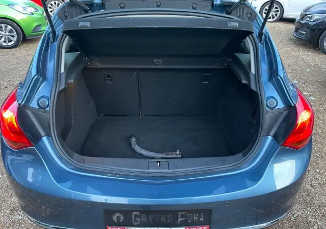 OPEL Astra 1.4 Turbo Edition