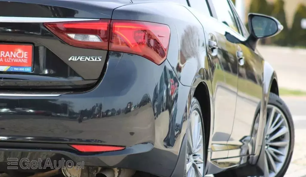 TOYOTA Avensis 