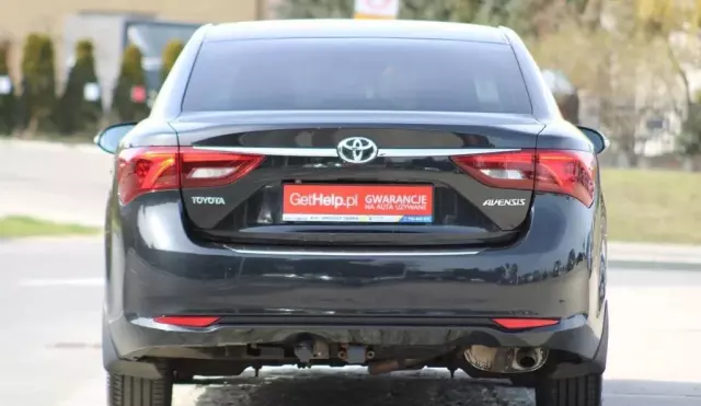 TOYOTA Avensis 