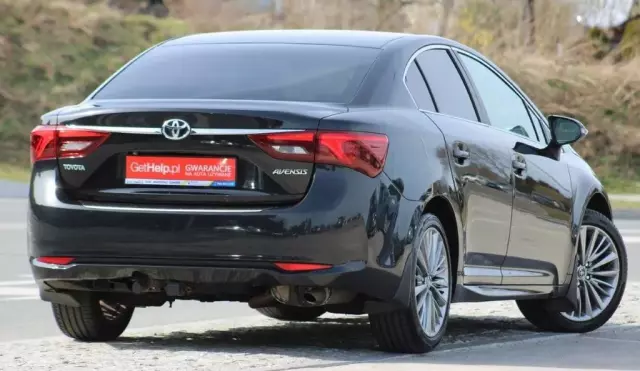 TOYOTA Avensis 