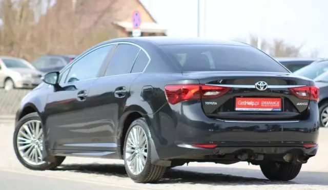 TOYOTA Avensis 