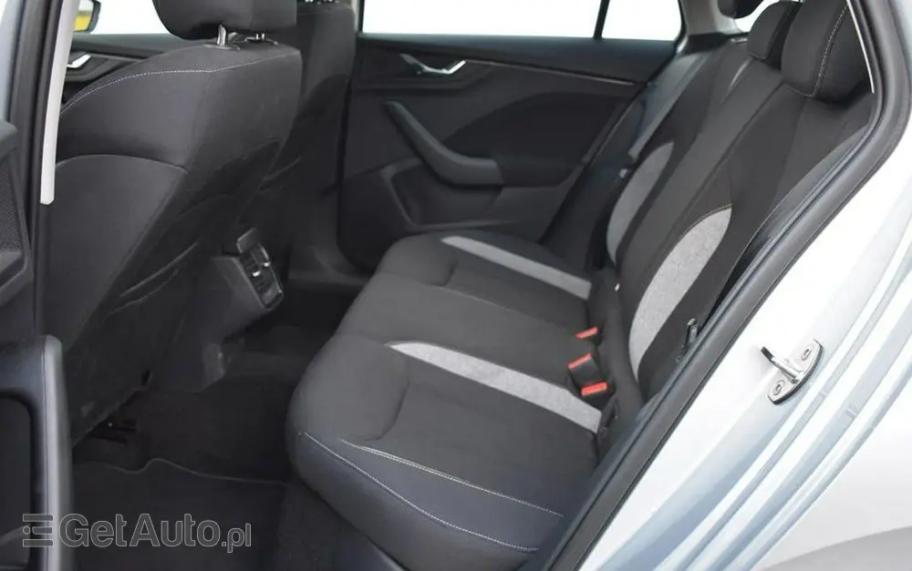 SKODA Kamiq 1.0 TSI Selection DSG