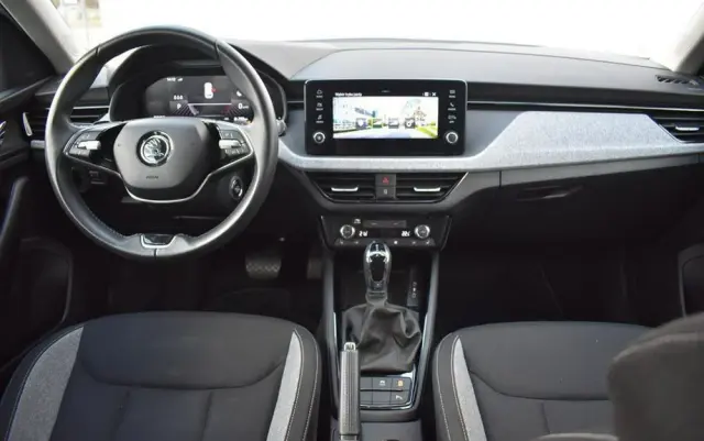 SKODA Kamiq 1.0 TSI Selection DSG