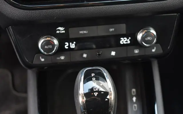 SKODA Kamiq 1.0 TSI Selection DSG