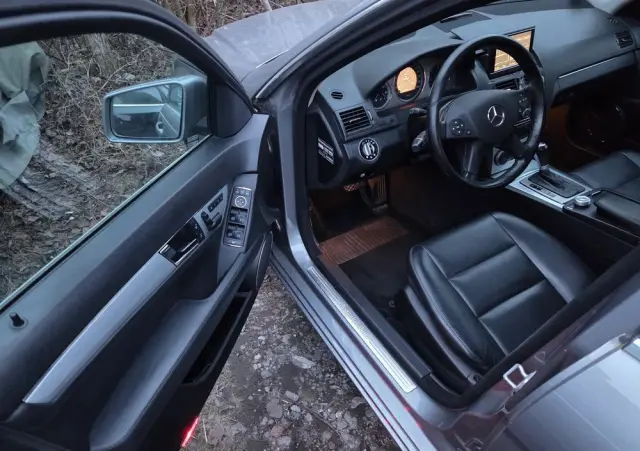 MERCEDES-BENZ Klasa C 350 CDI DPF 7G-TRONIC Avantgarde