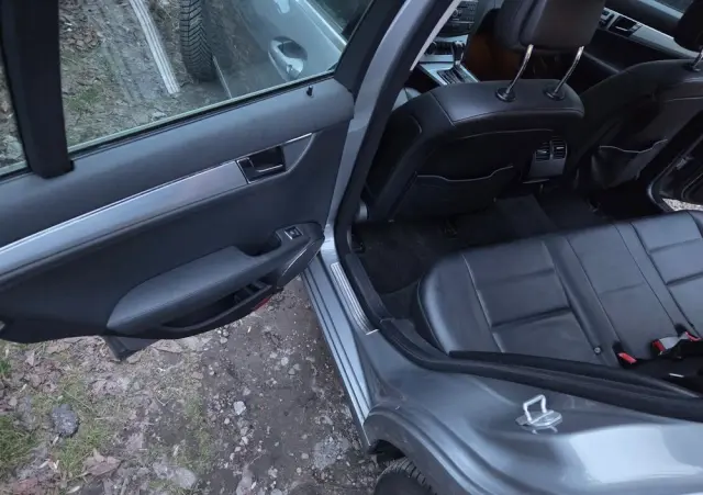 MERCEDES-BENZ Klasa C 350 CDI DPF 7G-TRONIC Avantgarde