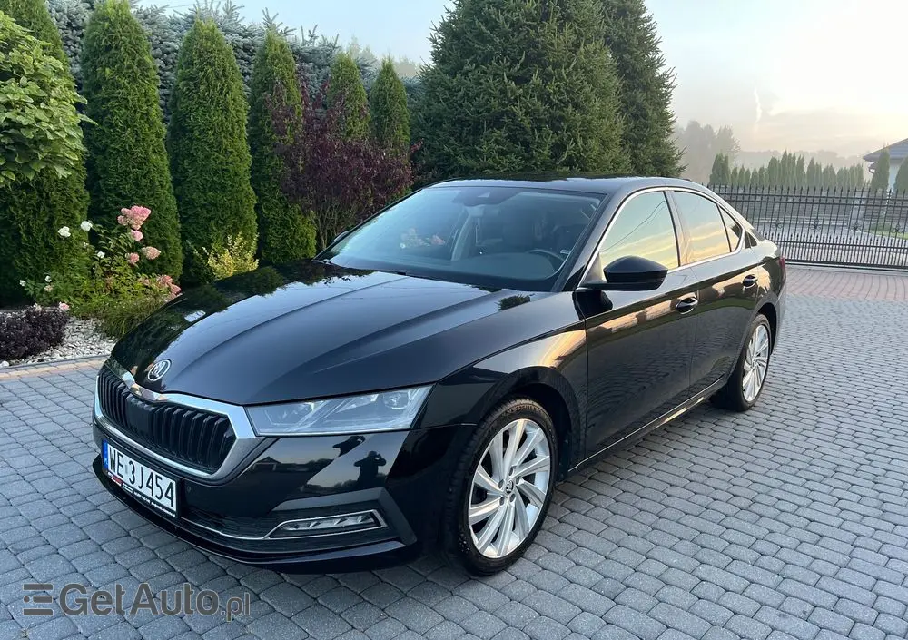 SKODA Octavia 2.0 TDI SCR Style DSG