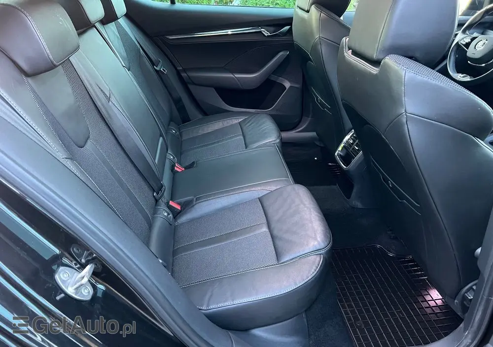 SKODA Octavia 2.0 TDI SCR Style DSG