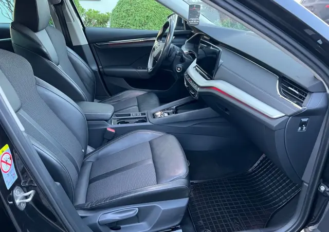 SKODA Octavia 2.0 TDI SCR Style DSG