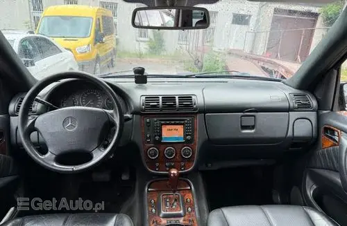 MERCEDES-BENZ ML 