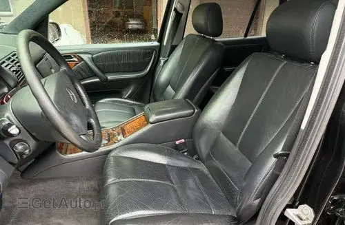 MERCEDES-BENZ ML 