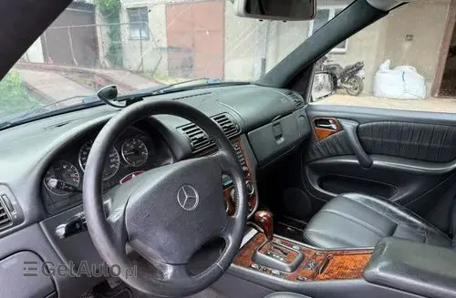 MERCEDES-BENZ ML 